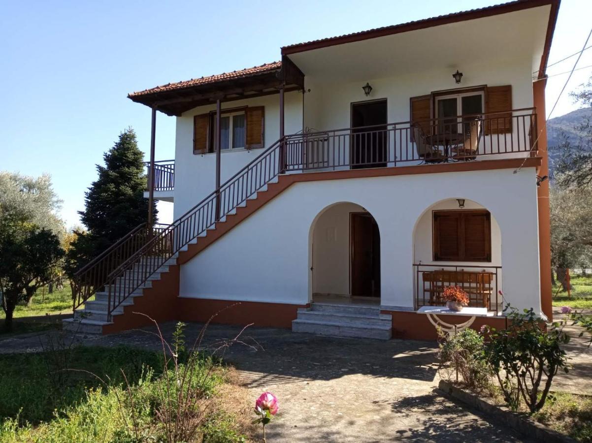 Manousi 2 - First Floor Villa Mistras Exterior foto