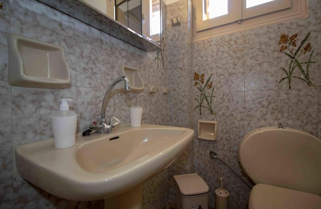 Manousi 2 - First Floor Villa Mistras Exterior foto