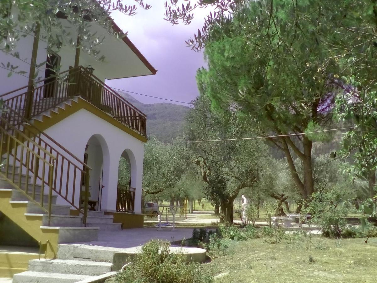 Manousi 2 - First Floor Villa Mistras Exterior foto